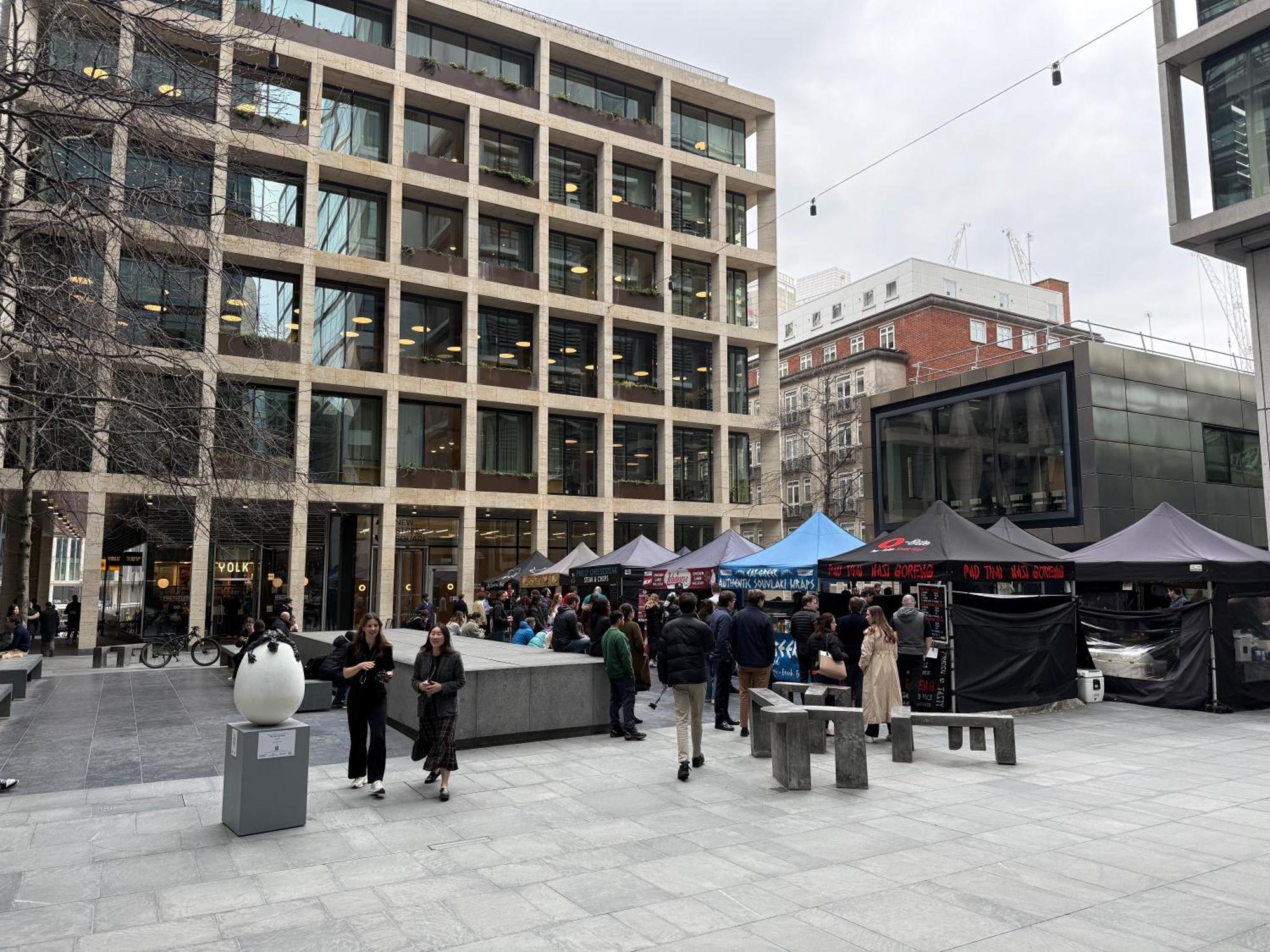 Cool In The Historic Of * London